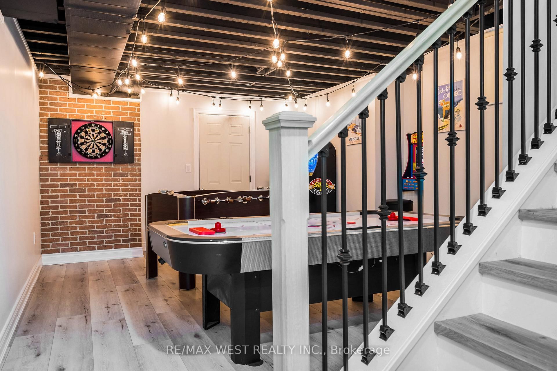 171 snowbridge Way, Unit 37