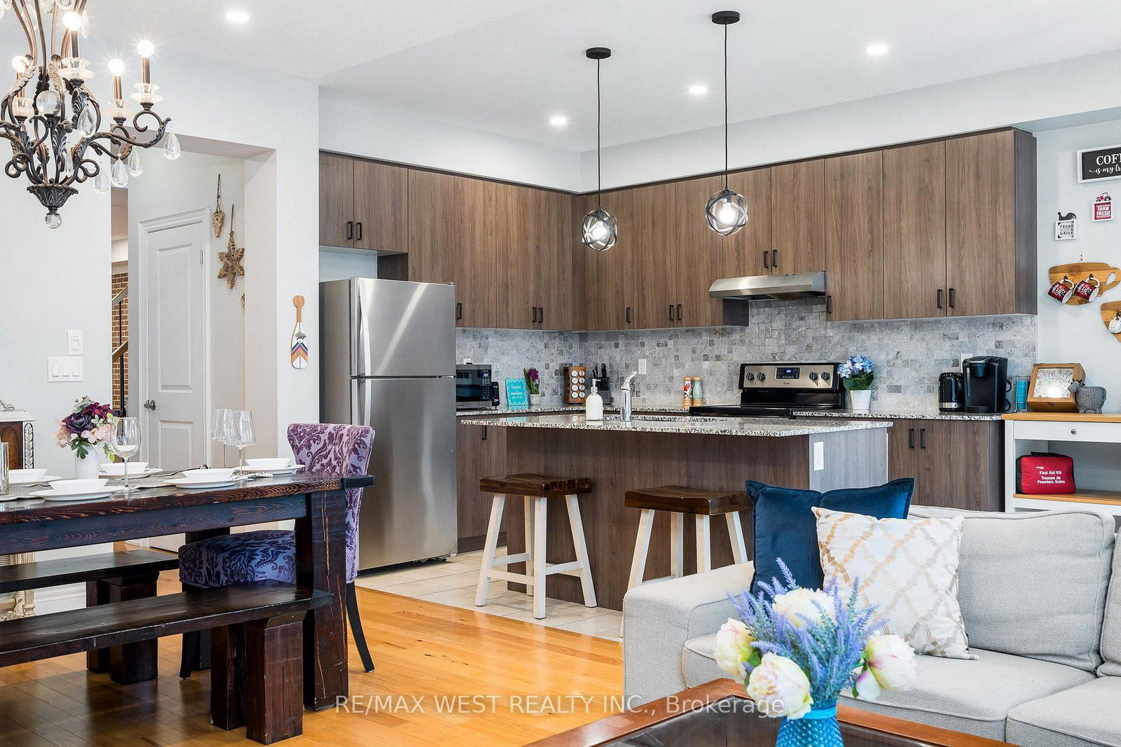 171 snowbridge Way, Unit 37 - Photo 9