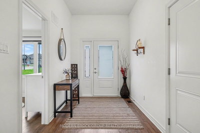 17 Douglas Brown Way — photo 6