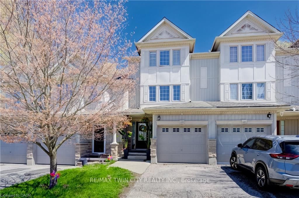110 ACTIVA Avenue, Unit E34