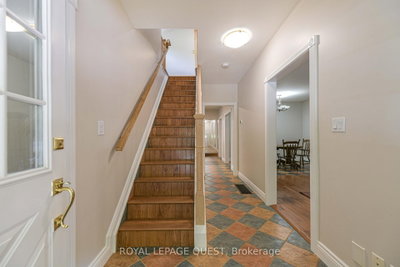 1046 Southwood Road — photo 6