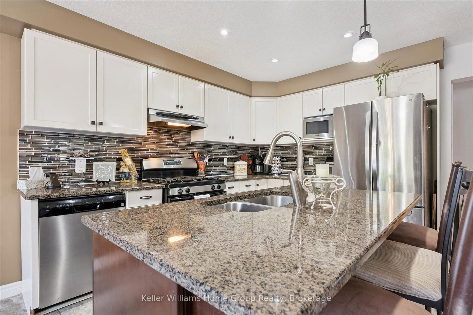 24 Lowes Road E, Unit 16 - Photo 12