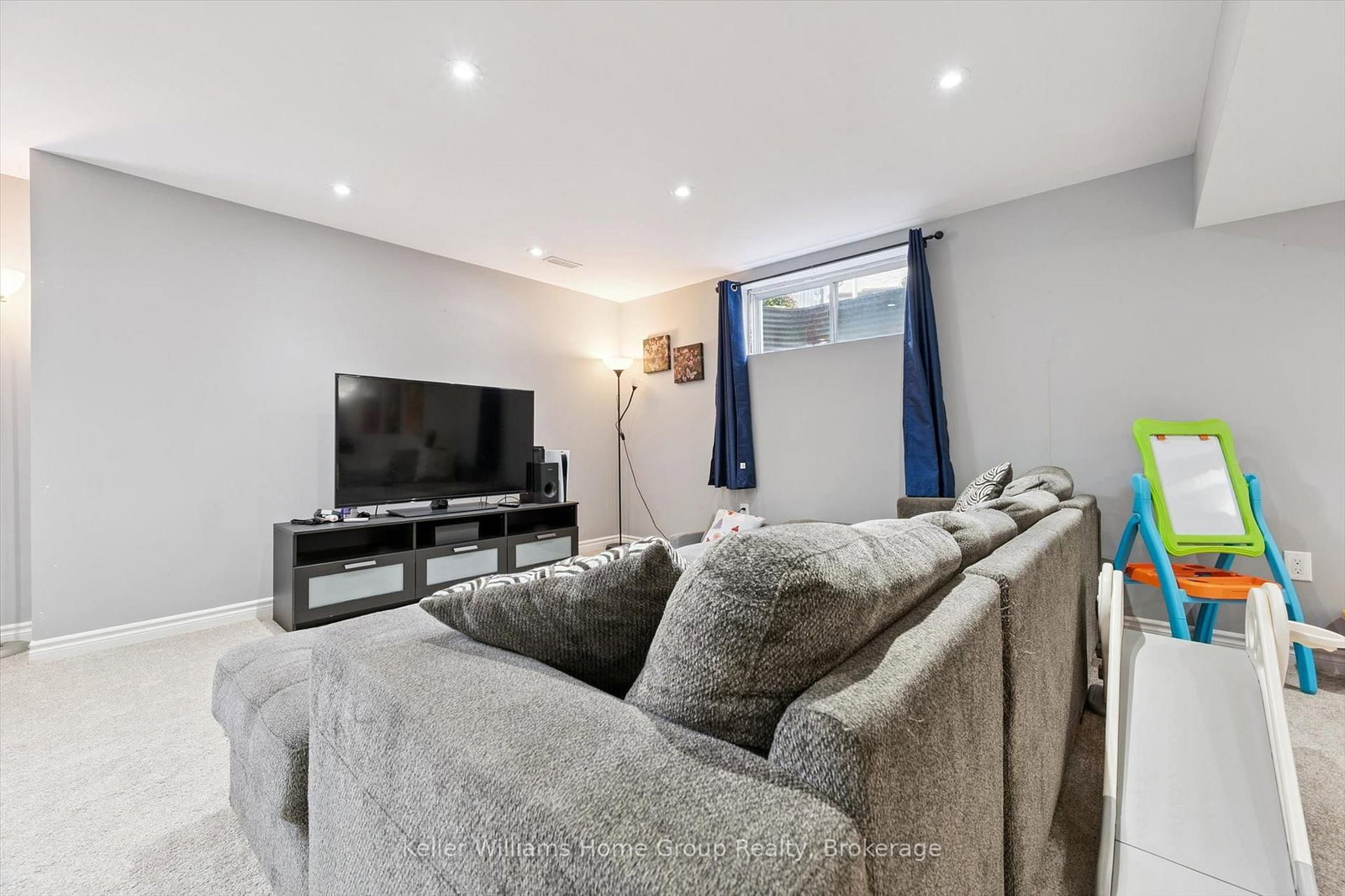 24 Lowes Road E, Unit 16 - Photo 31