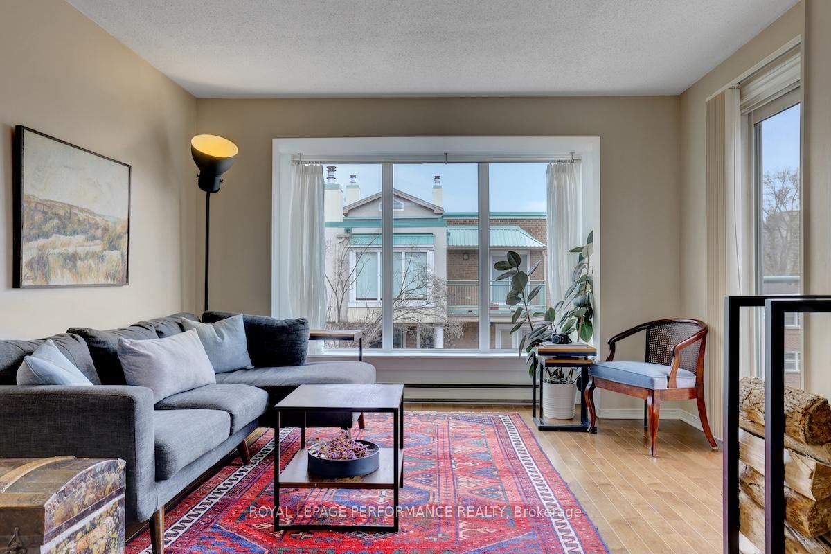 1 Columbus Avenue, Unit 401D - Photo 4