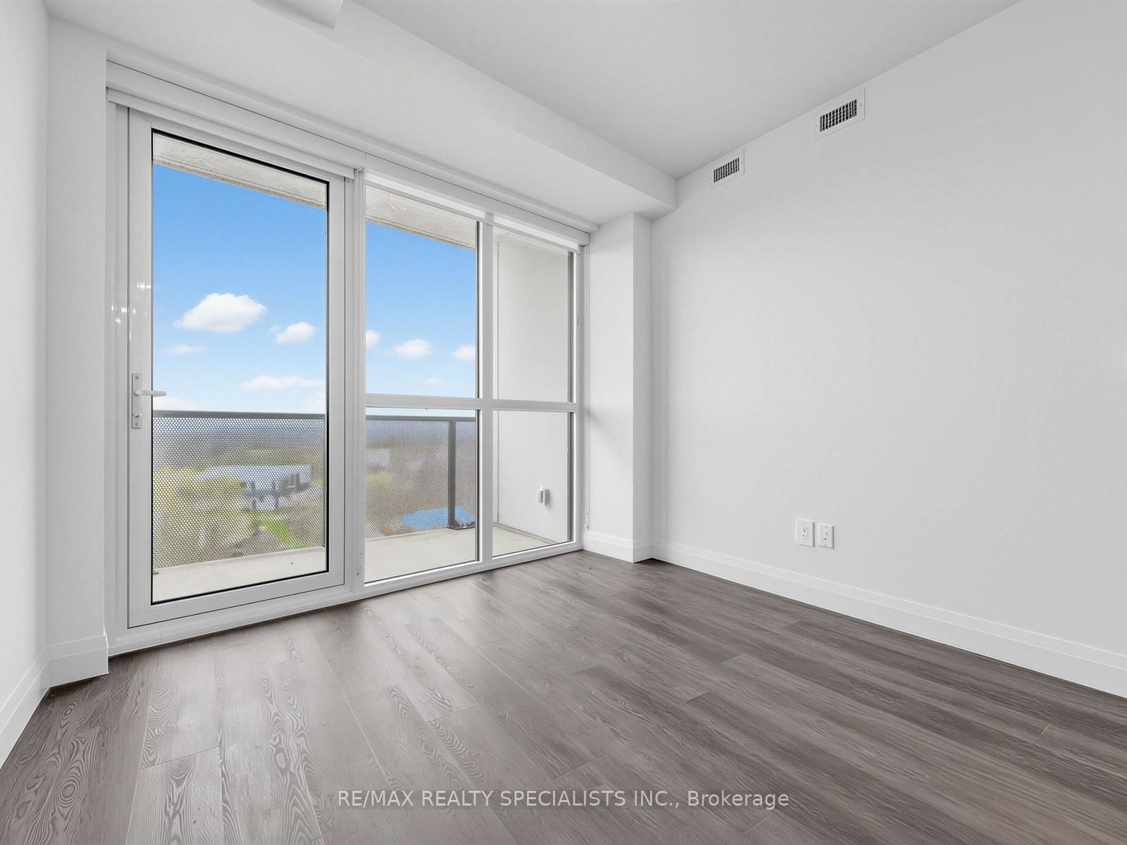 1333 Weber Street E, Unit 1210 - Photo 16