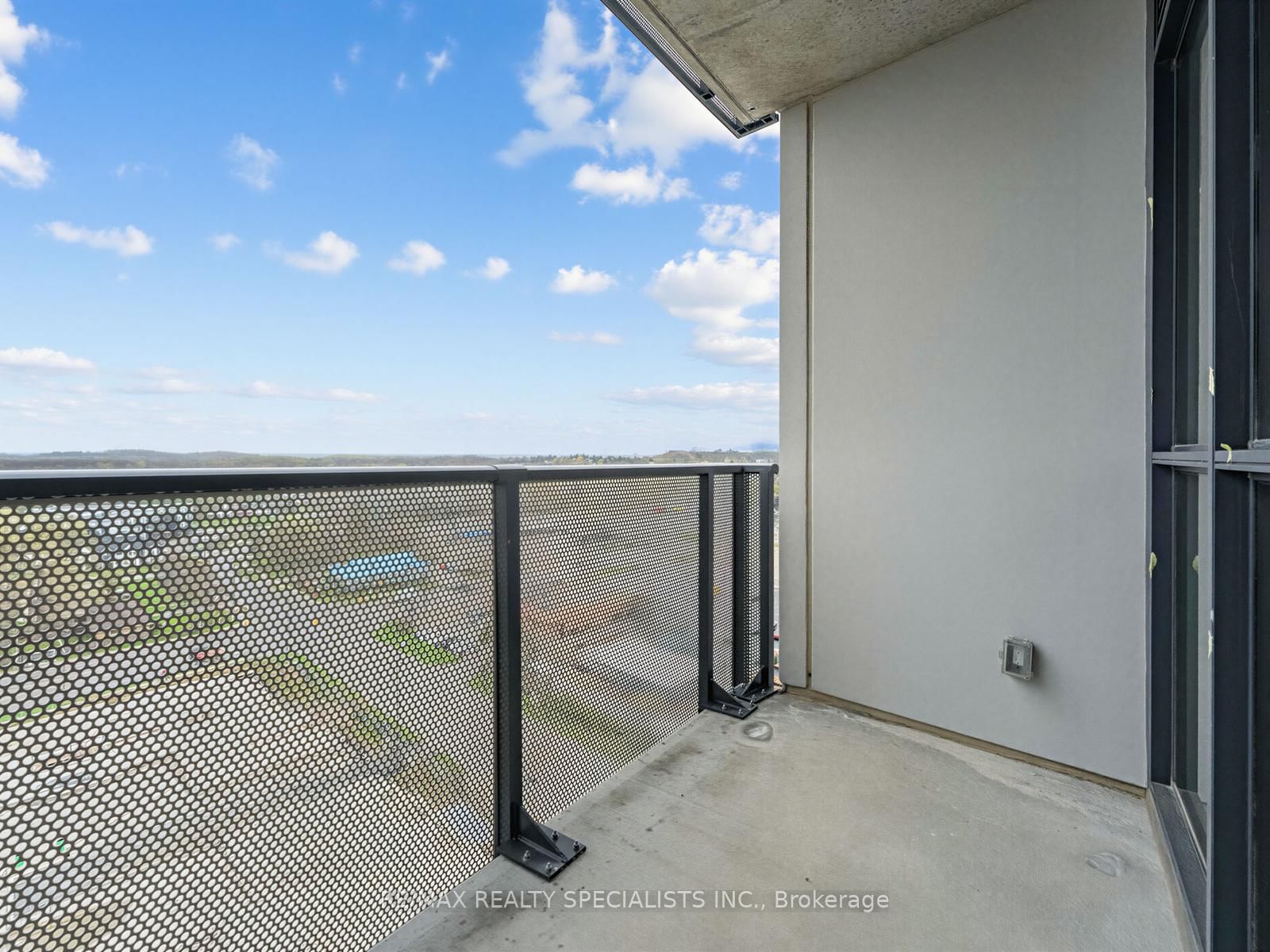 1333 Weber Street E, Unit 1210 - Photo 26