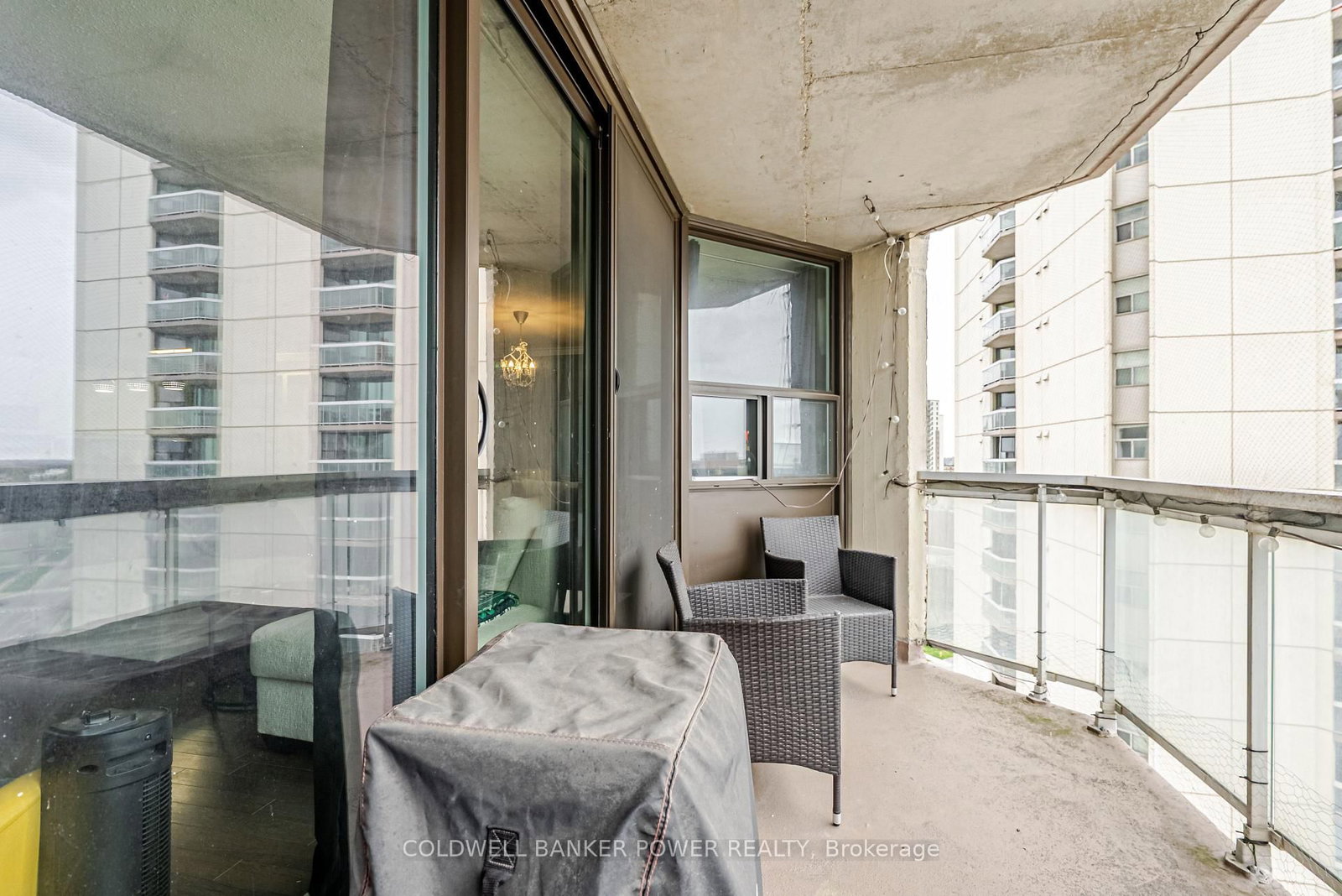 323 Colborne Street, Unit 1604 - Photo 25