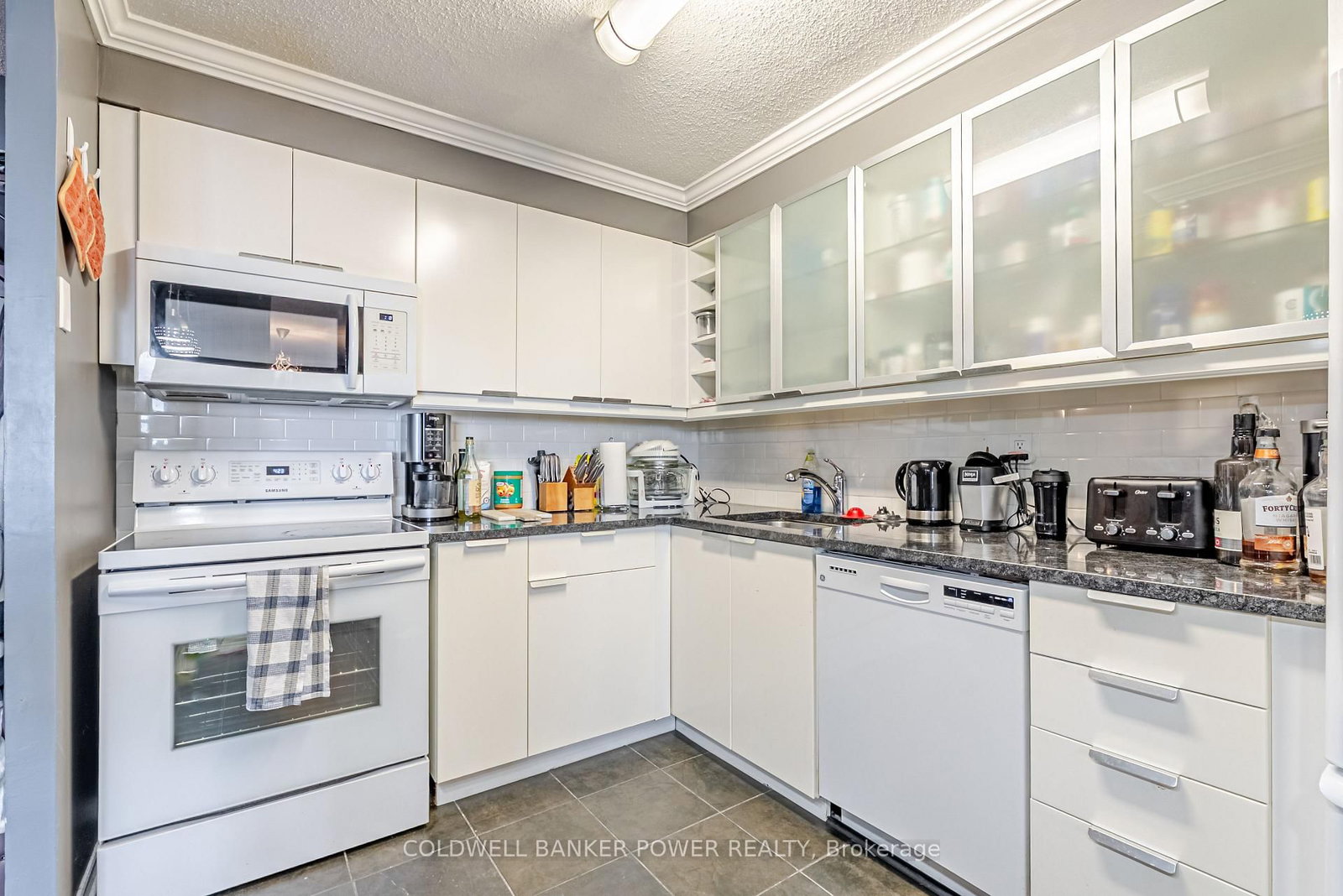 323 Colborne Street, Unit 1604 - Photo 6