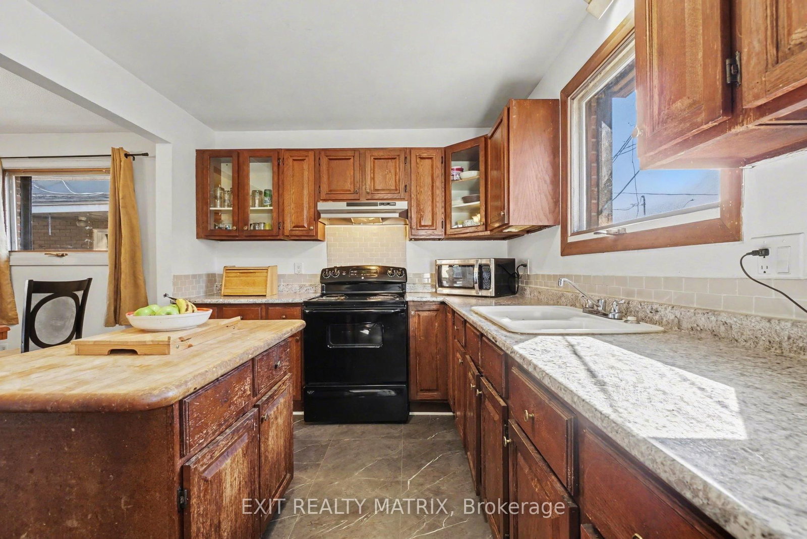 1864 Lenester Avenue - Photo 13