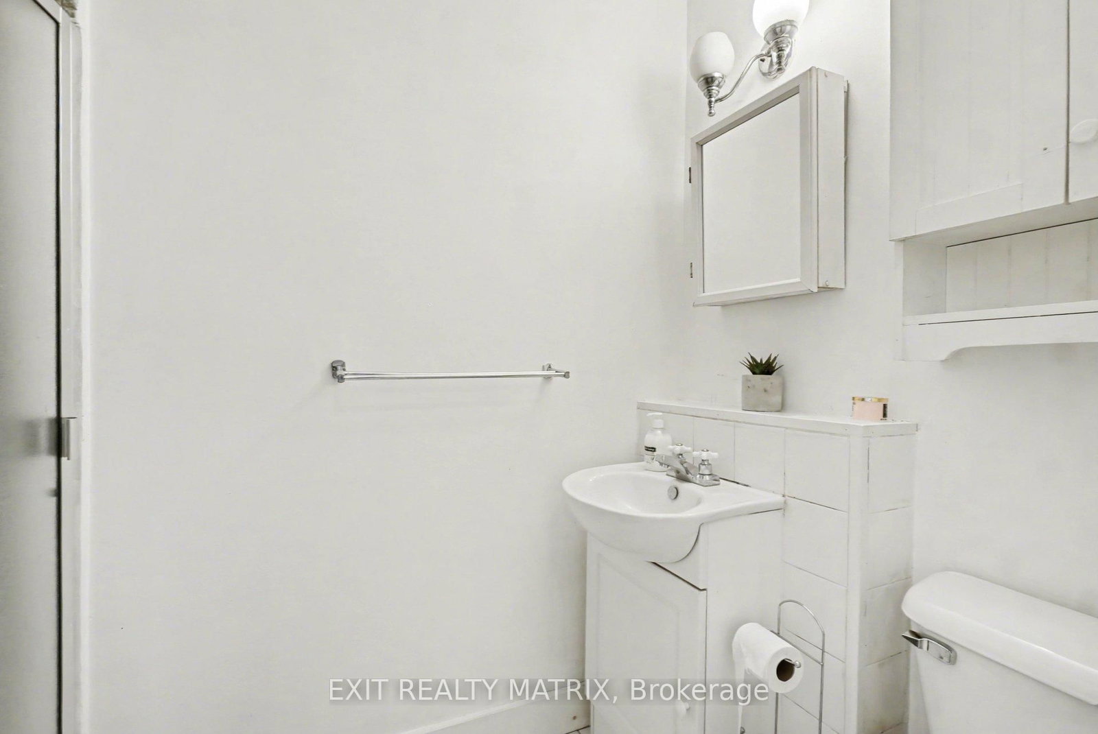 1864 Lenester Avenue - Photo 18