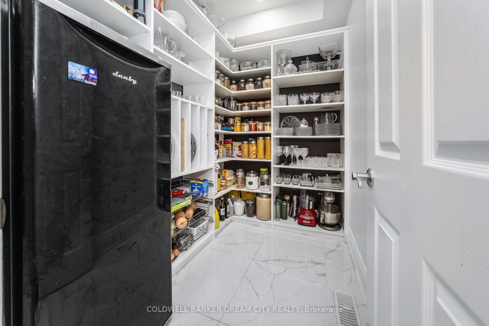 115 MCCANN Street - Photo 18