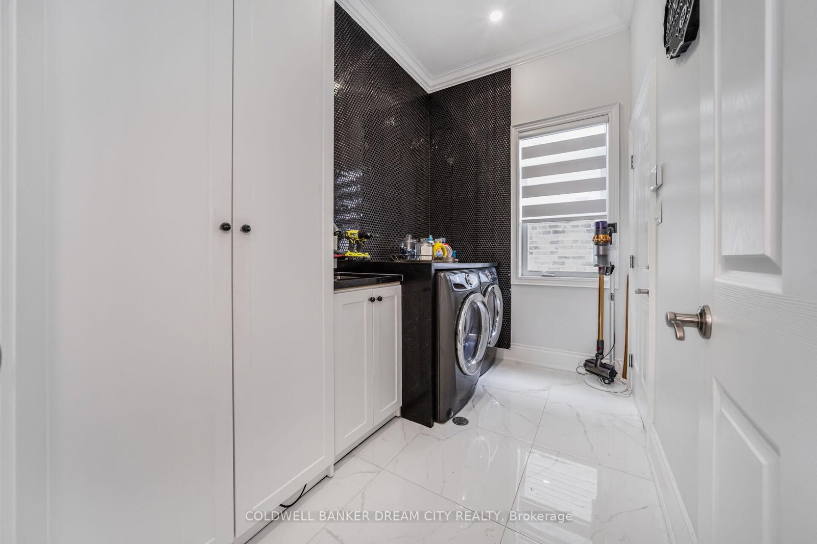 115 MCCANN Street - Photo 46
