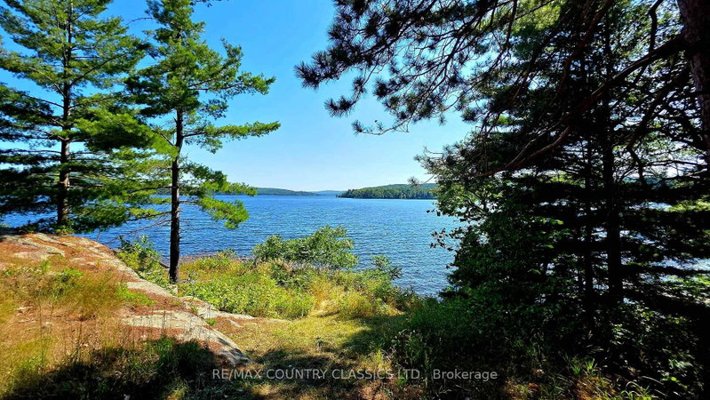 272 Mask Island Drive S, Barry's Bay