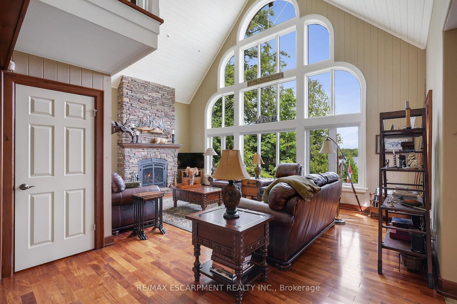 36 MANITOUWABING ESTATES Road • McKellar, ON photo 21