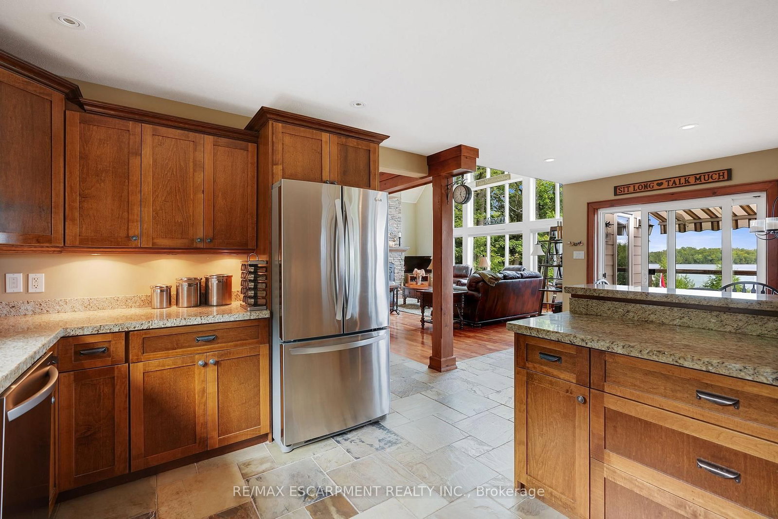 36 MANITOUWABING ESTATES Road • McKellar, ON photo 36
