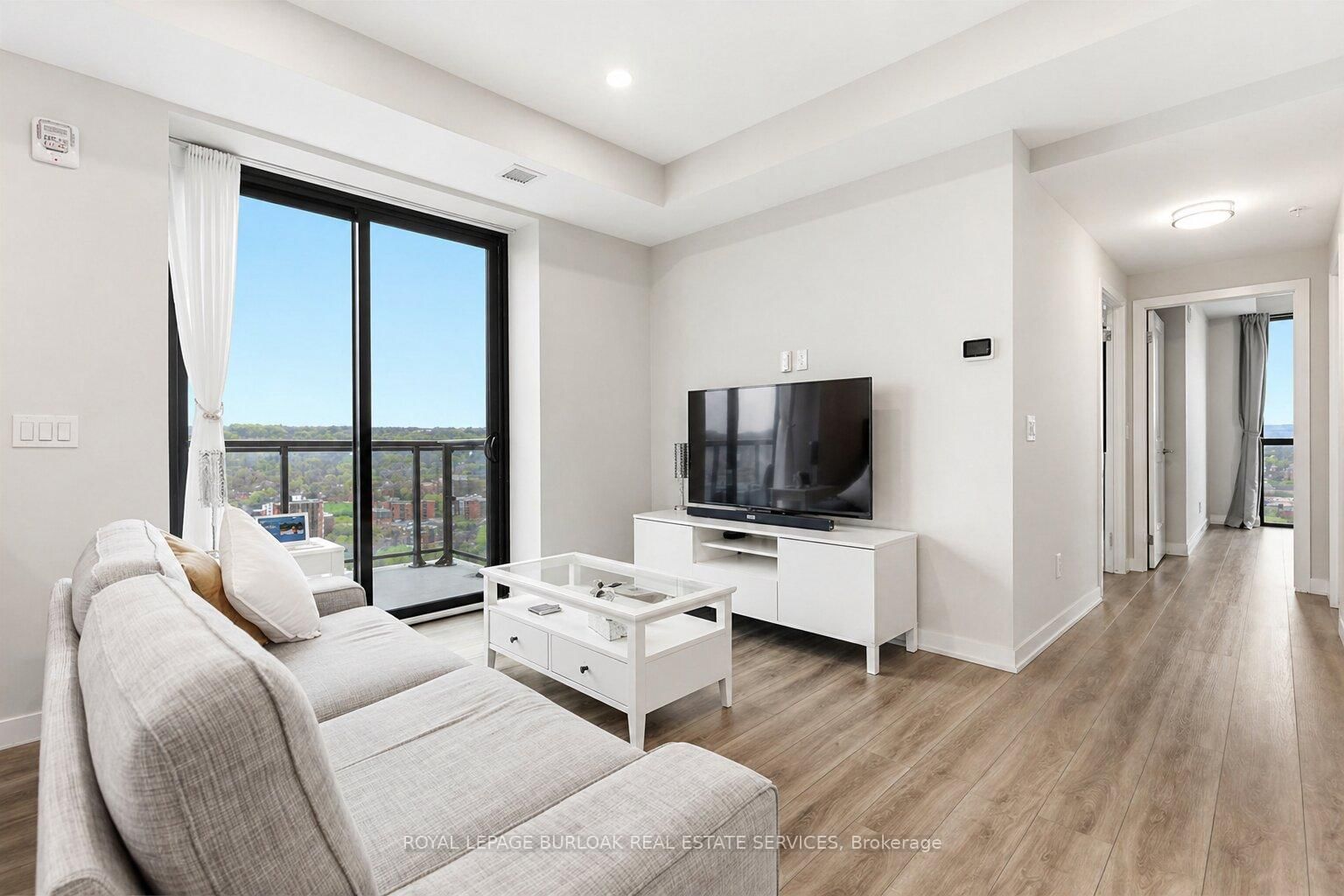 15 Queen Street S, Unit 2302 - Photo 9