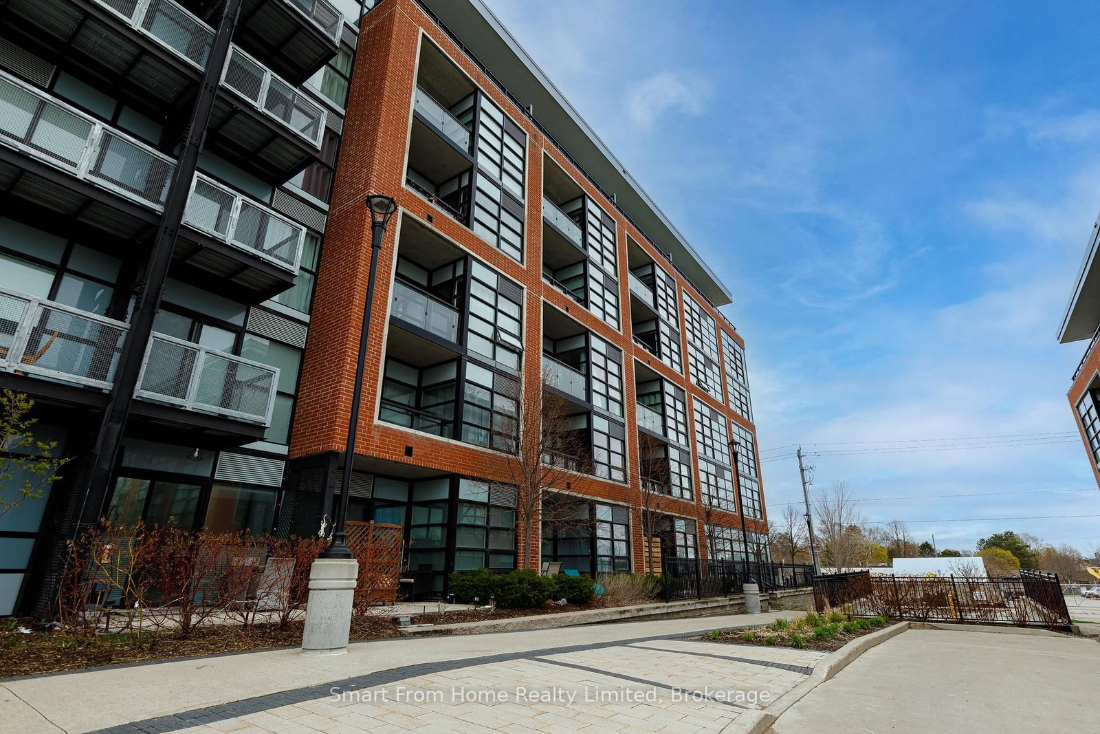 Condo for sale at 18-15 Prince Albert Boulevard, Kitchener, Ontario, N2H 0C2 - MLS: X13065452