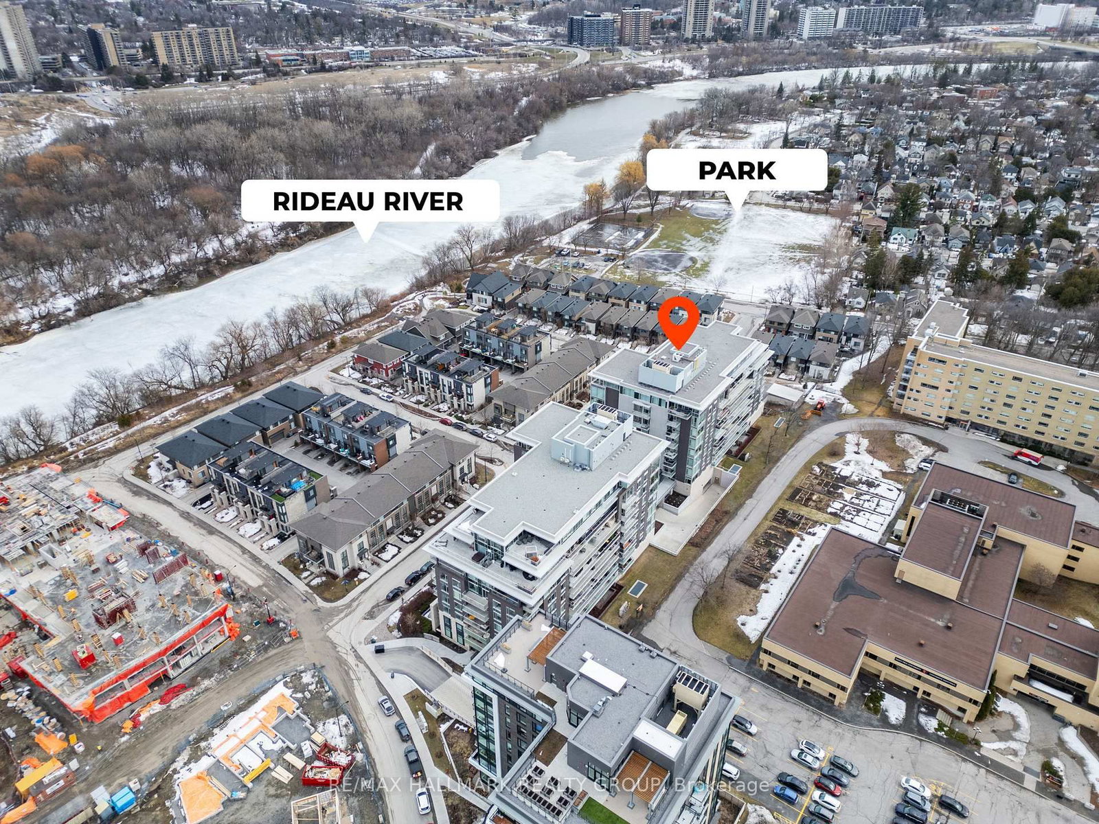 530 De Mazenod Avenue, Unit 502 - Photo 28