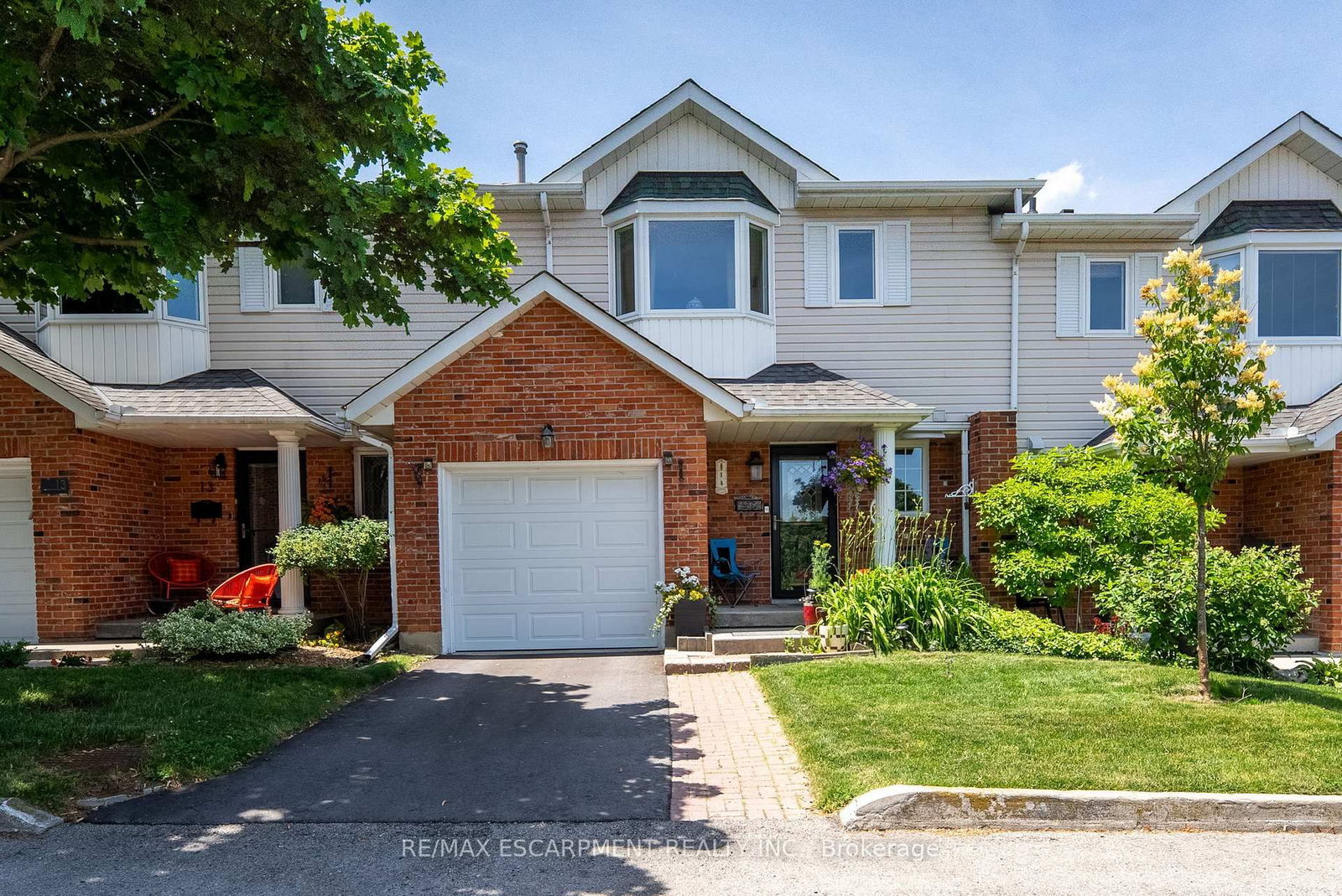 20 Meadowlands Boulevard