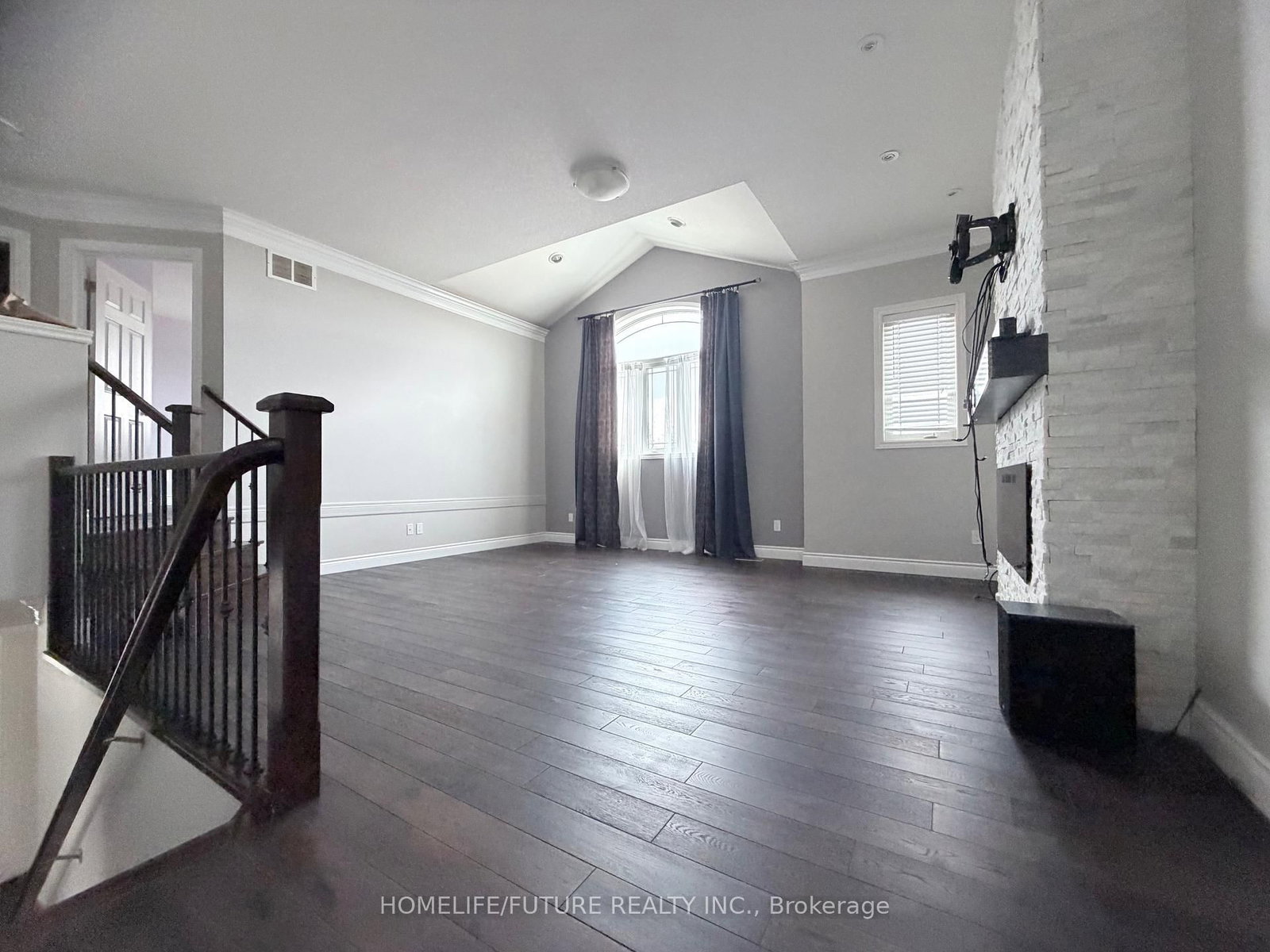 72 Bard Boulevard - Photo 3