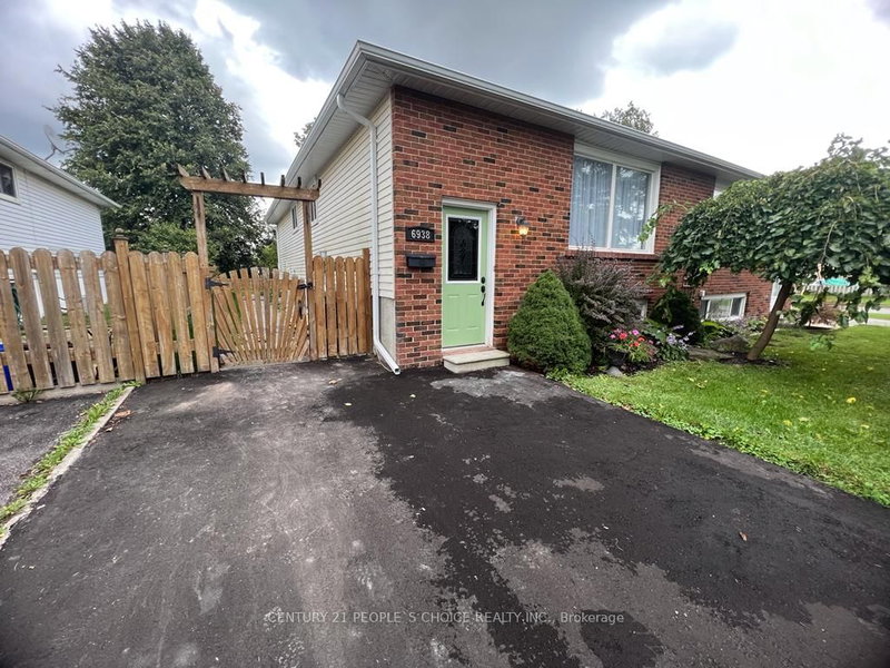 Upper - 6938 Warden Ave, Niagara Falls, L2G 5P3 | Image 3