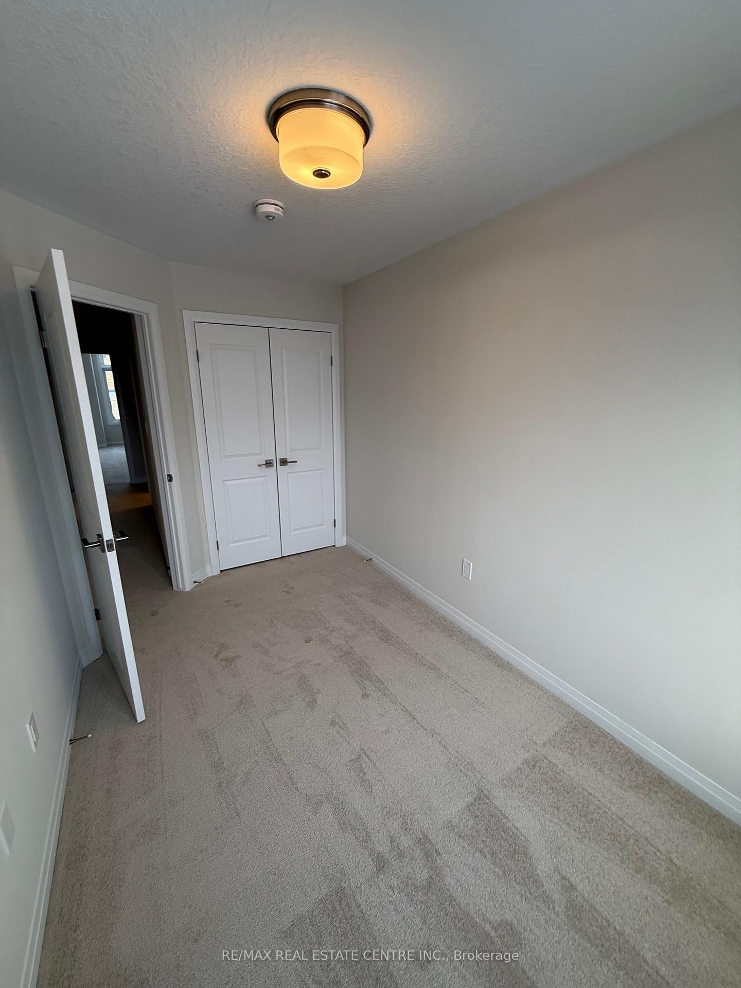660 Colborne Street W, Unit 156 - Photo 23