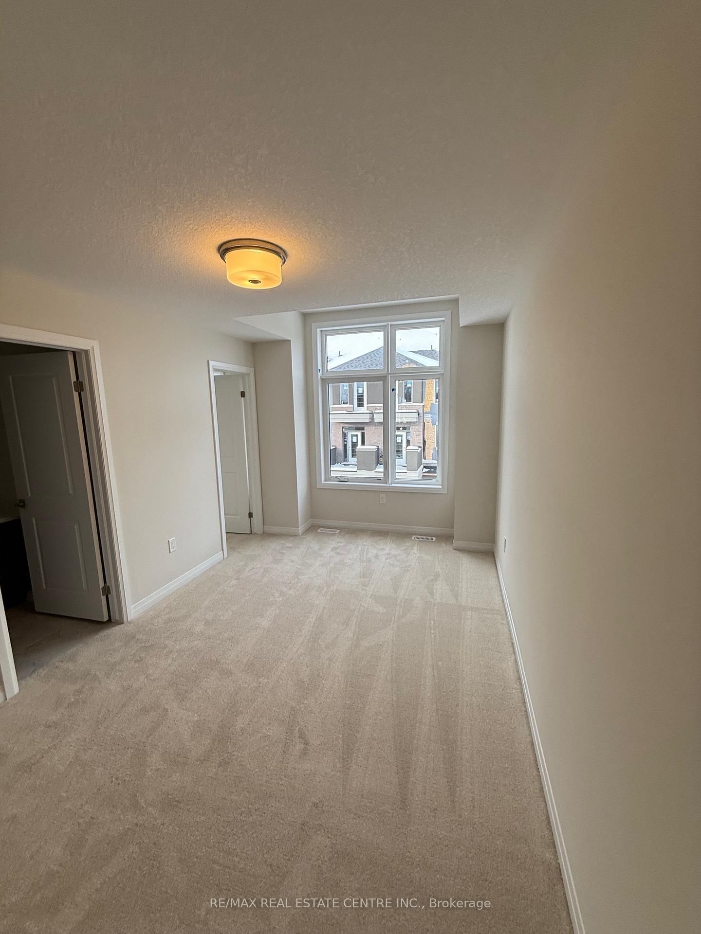 660 Colborne Street W, Unit 156 - Photo 28