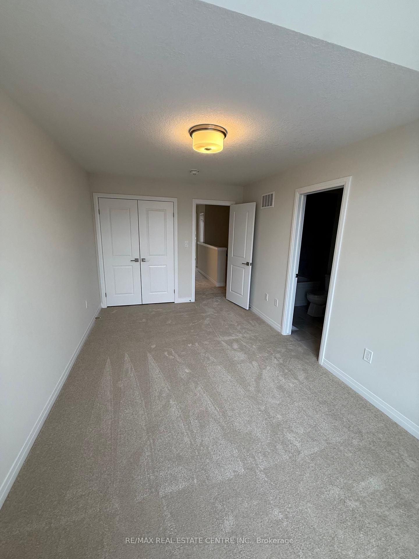 660 Colborne Street W, Unit 156 - Photo 29