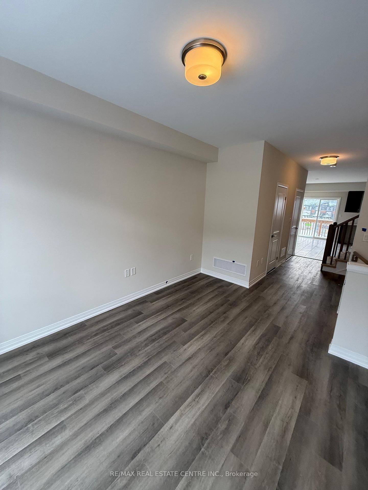 660 Colborne Street W, Unit 156 - Photo 6