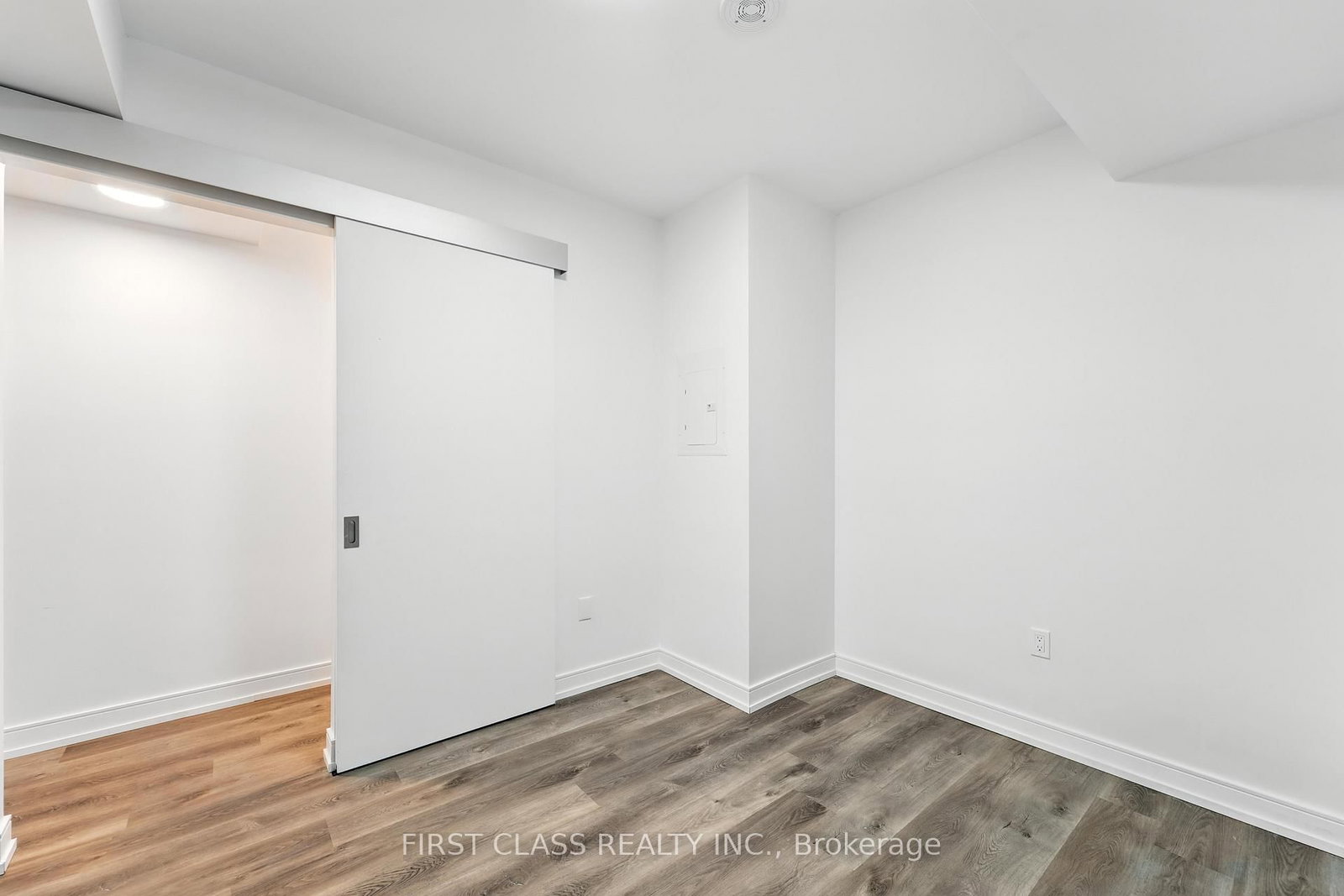 1 Jarvis Street, Unit 1115 - Photo 14