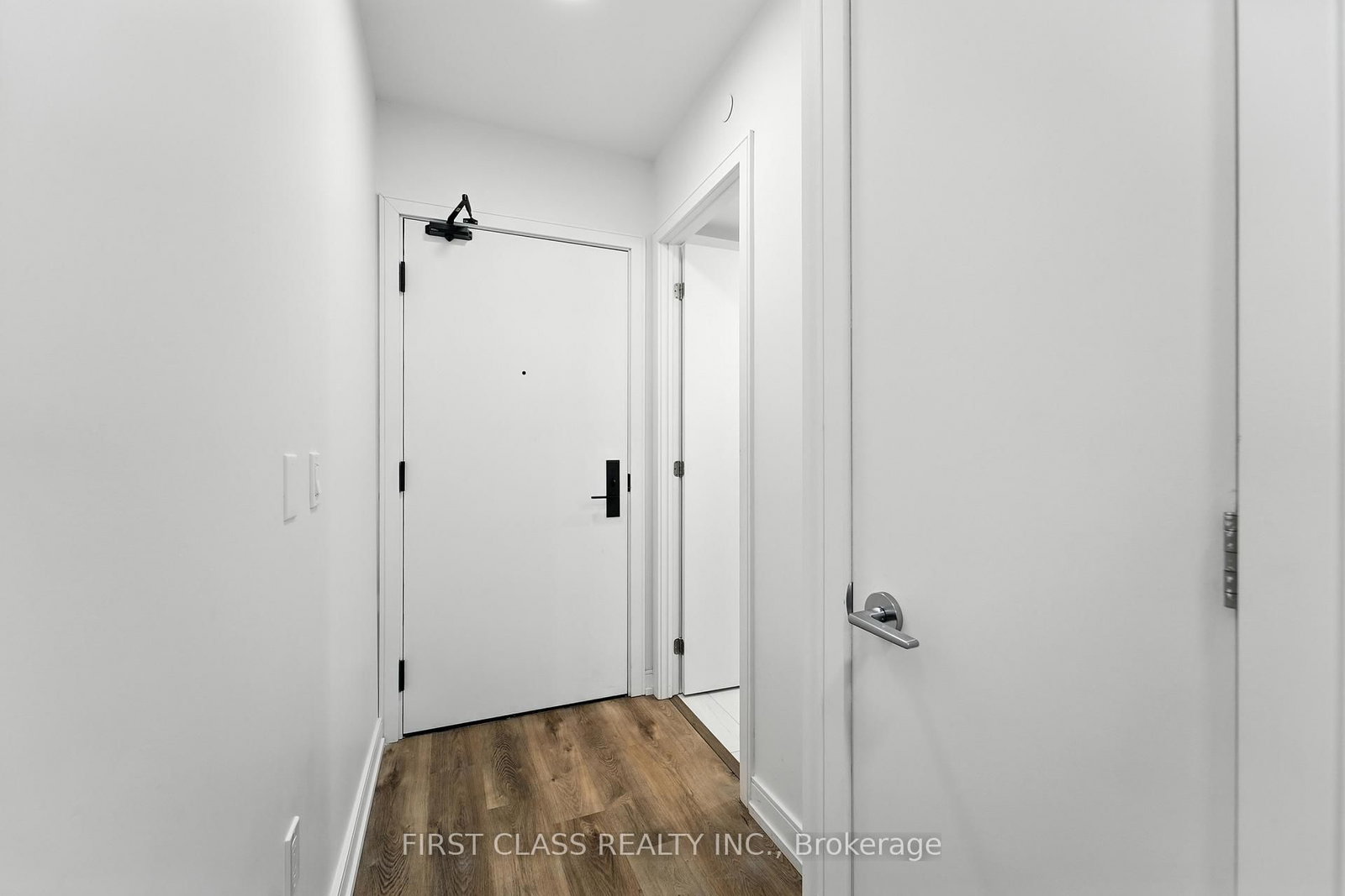 1 Jarvis Street, Unit 1115 - Photo 16