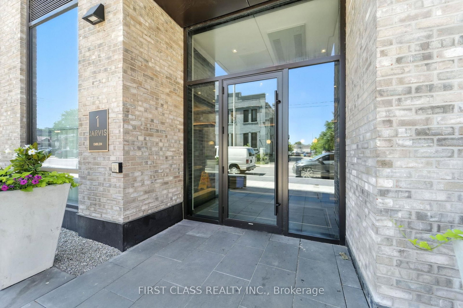1 Jarvis Street, Unit 1115 - Photo 28
