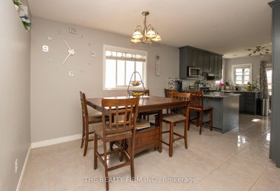 41805 North Street — more photos