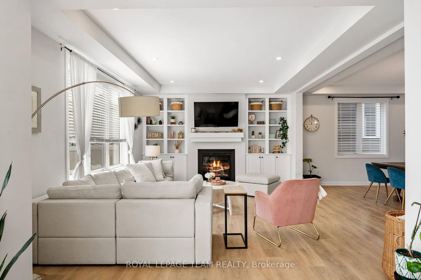 98 RALPH ERFLE Way • Ottawa, ON photo 14