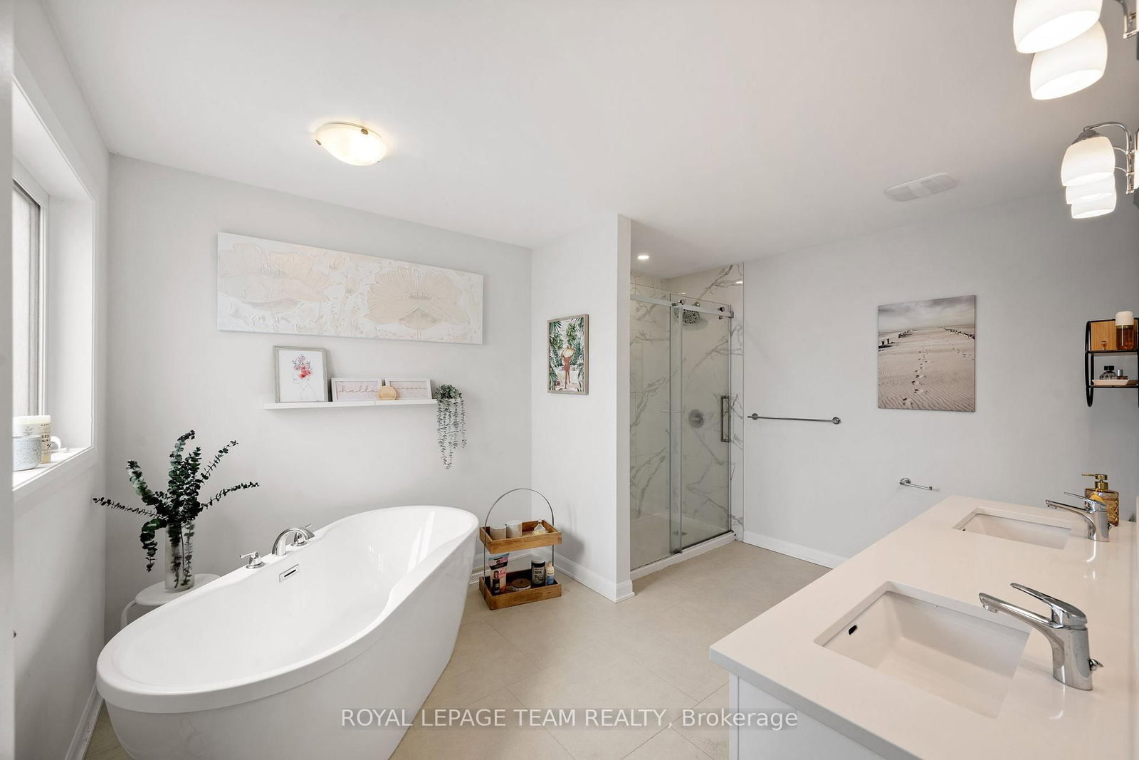 98 RALPH ERFLE Way • Ottawa, ON photo 24