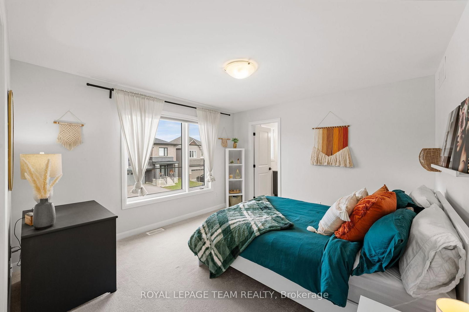 98 RALPH ERFLE Way • Ottawa, ON photo 30