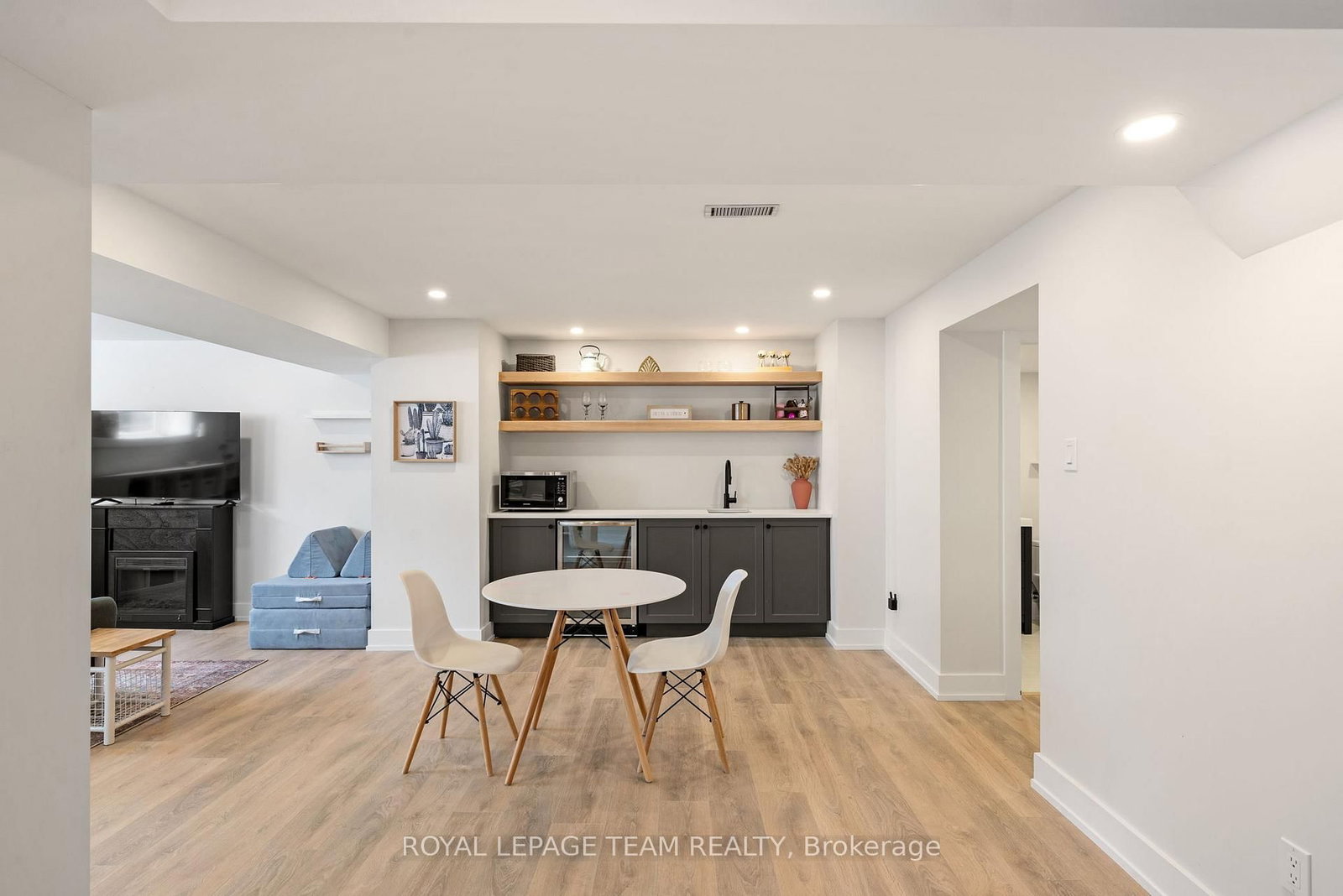 98 RALPH ERFLE Way • Ottawa, ON photo 33