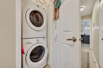 832 Leslie Street — more photos
