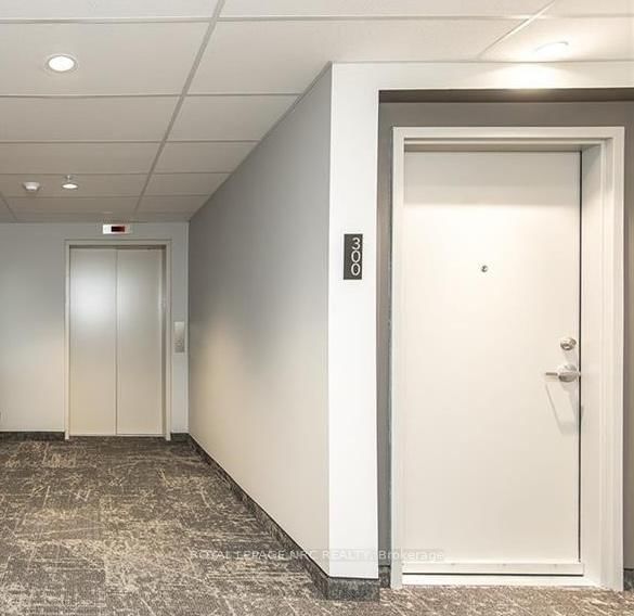 120 Summersides Boulevard, Unit 300 - Photo 5