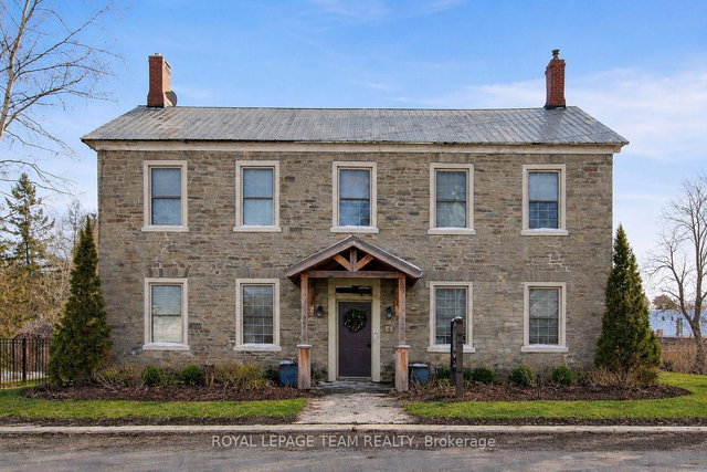 6 Spencer Street S