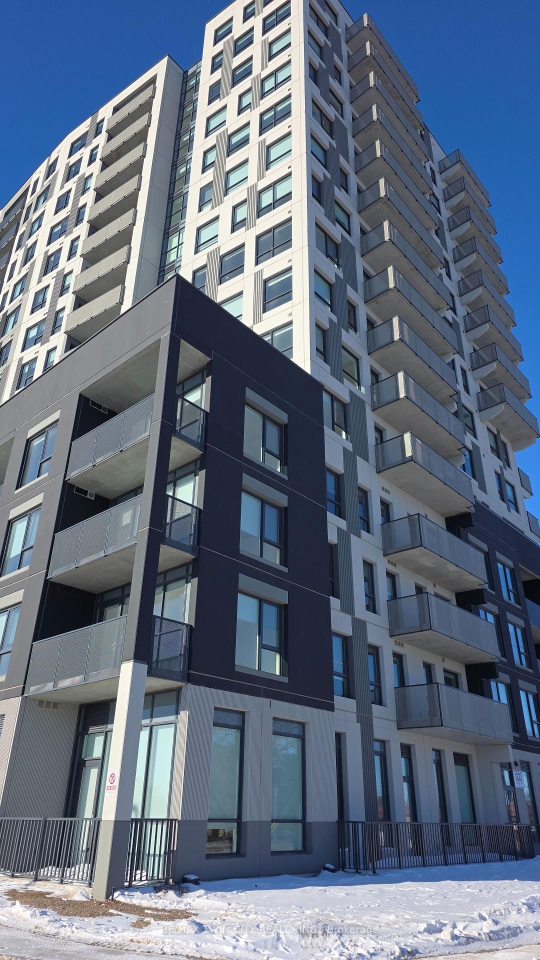 1333 Weber Street E, Unit 610
