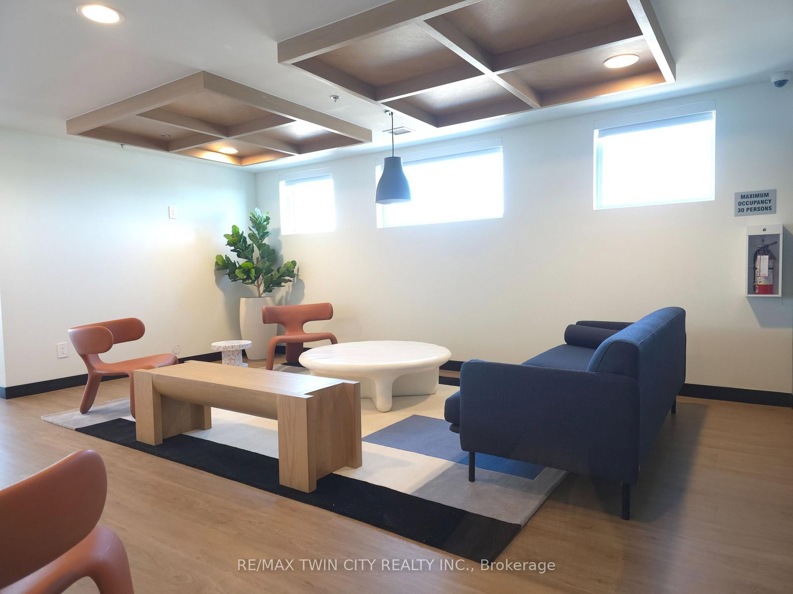 1333 Weber Street E, Unit 610 - Photo 11
