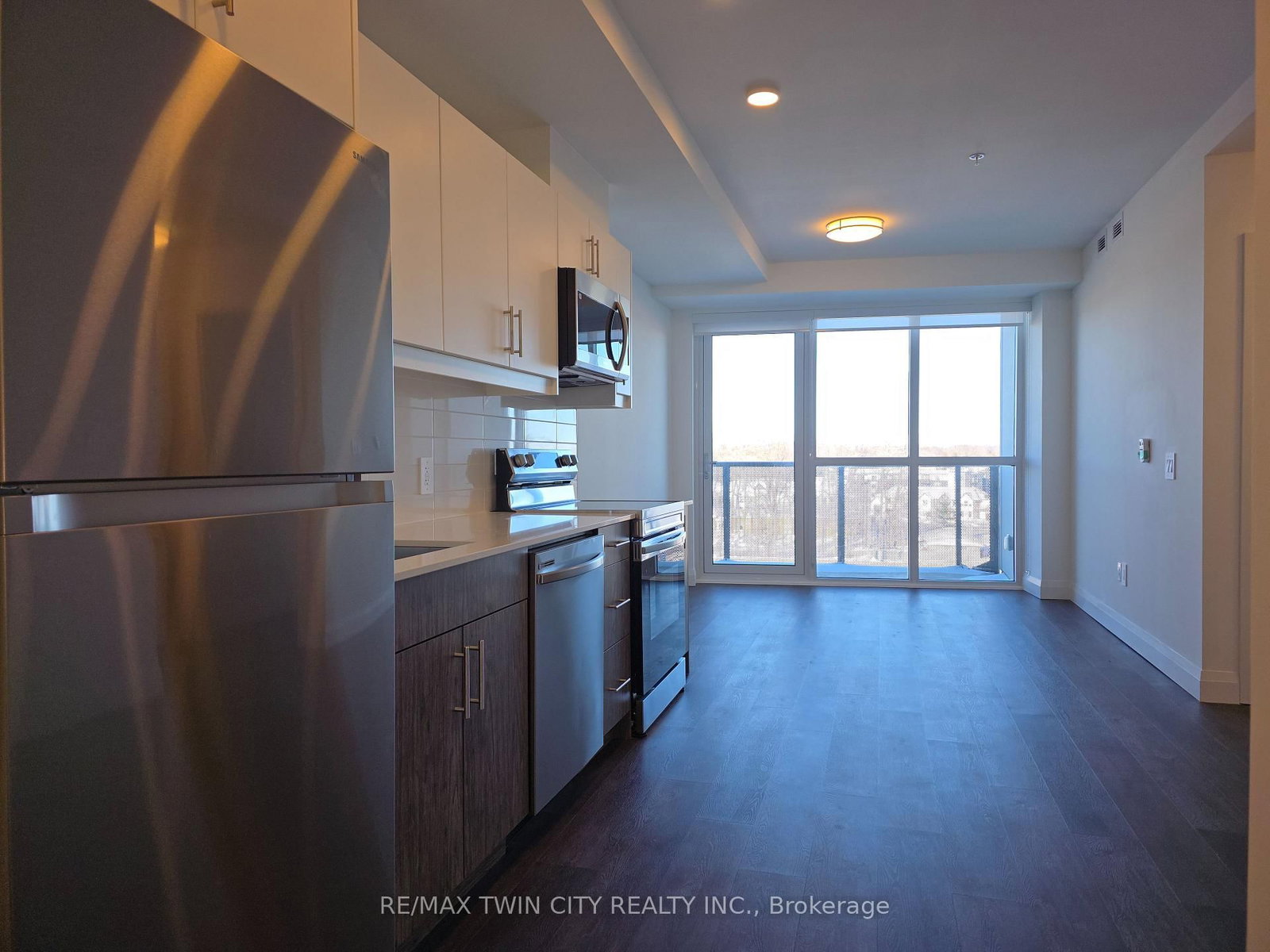 1333 Weber Street E, Unit 610 - Photo 2