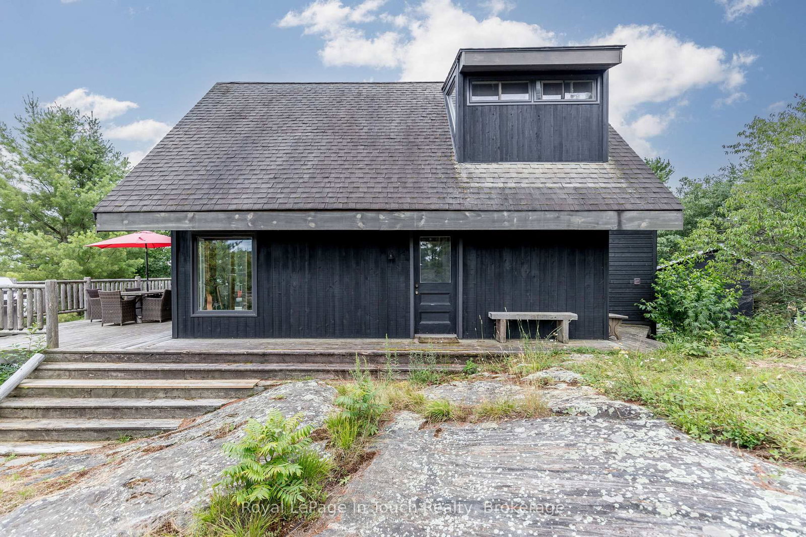 8 B686 DERBYSHIRE • The Archipelago, ON photo 26