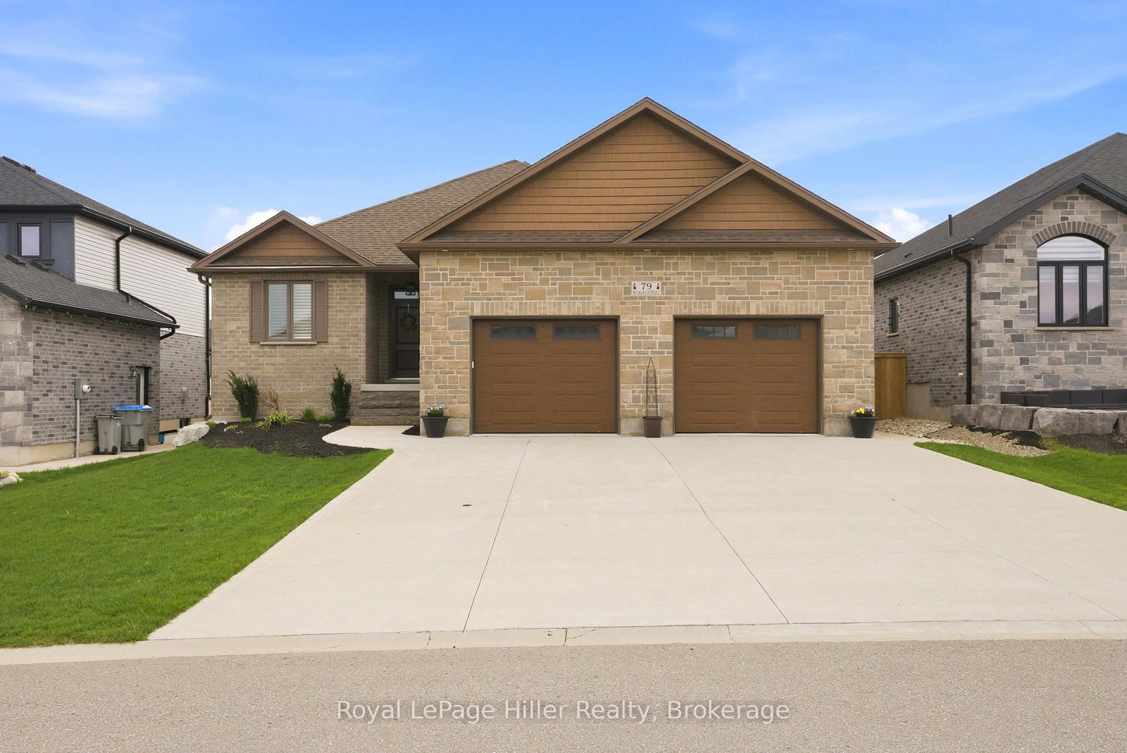 Detached House for sale at 79 Reagan Street, Perth East, Ontario, N0K 1M0 - Milverton - MLS: X13067028