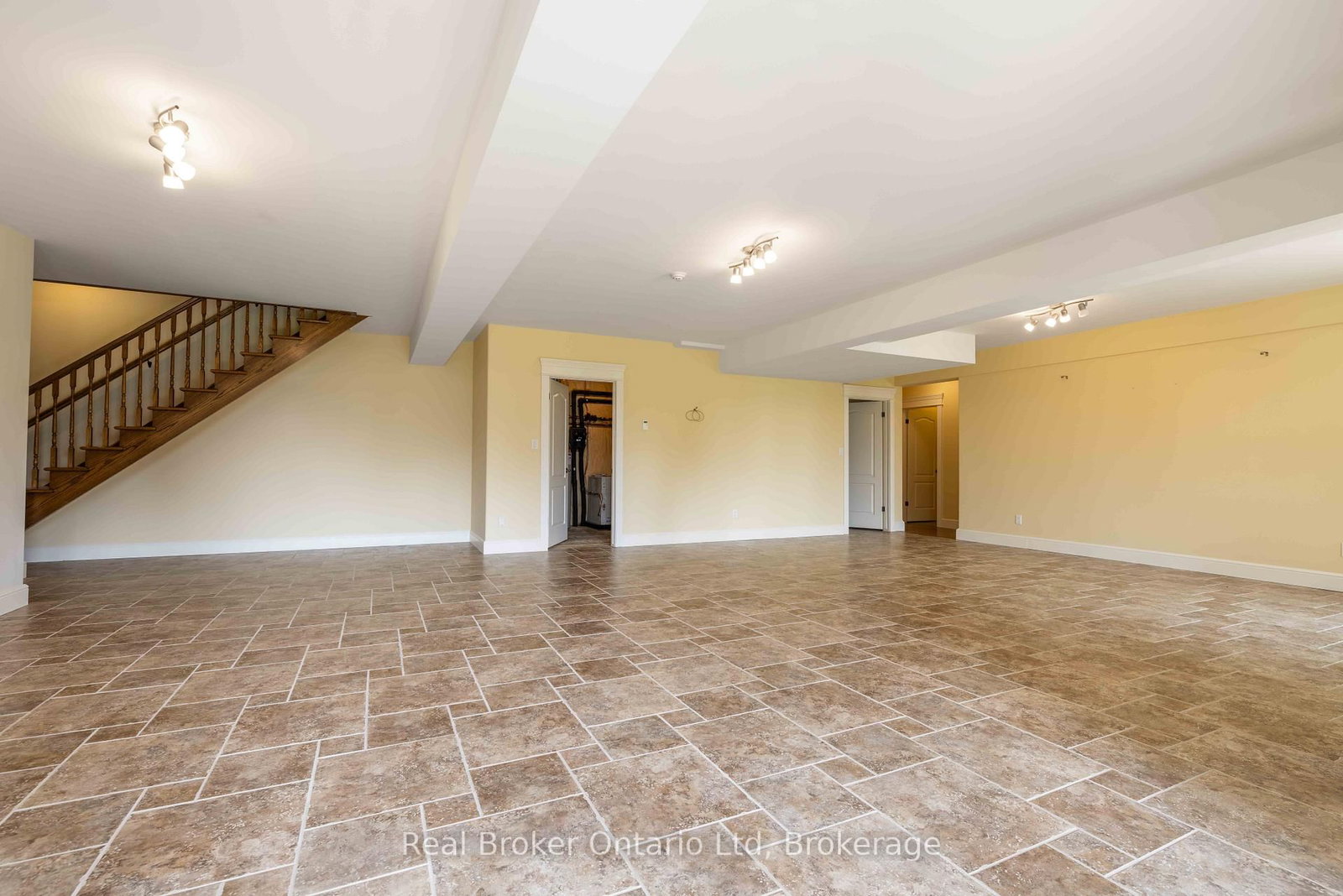 361 Balmy Beach Road • Georgian Bluffs, ON photo 32