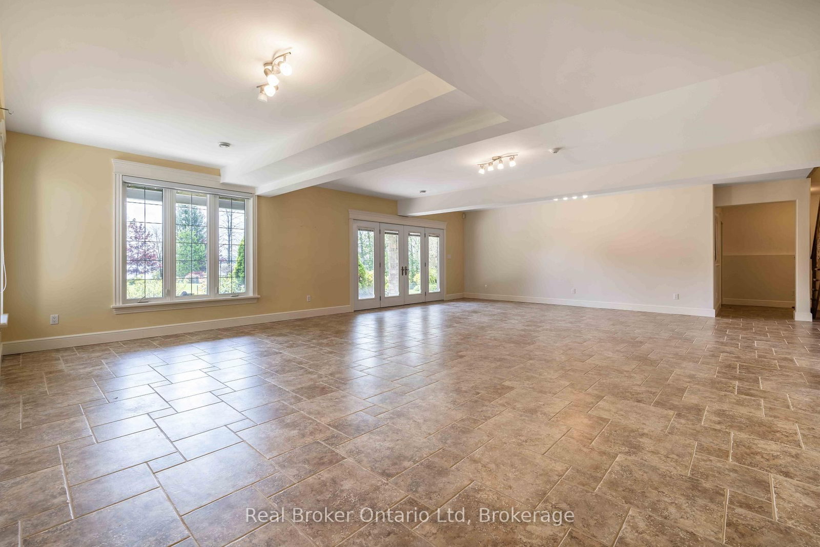 361 Balmy Beach Road • Georgian Bluffs, ON photo 34