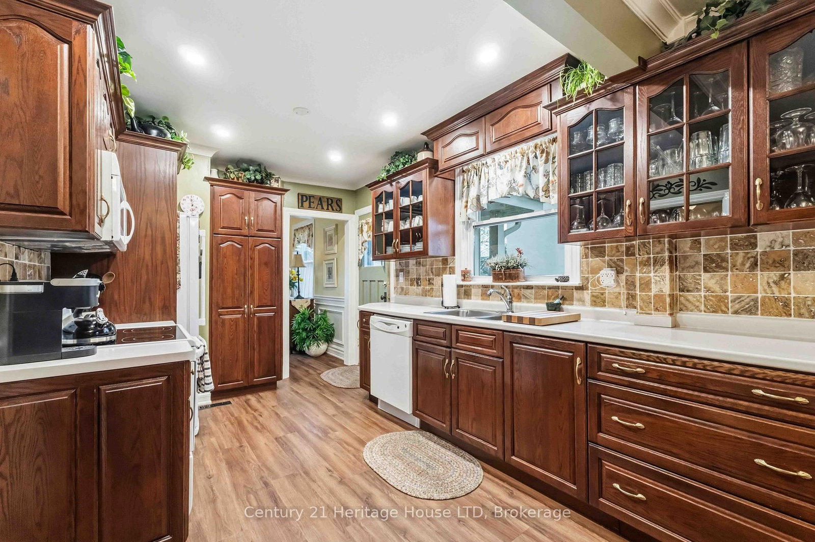 25 GLENVIEW Avenue • Welland, ON photo 11