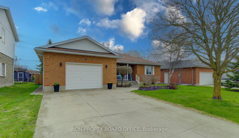 home for sale on 96 King Street