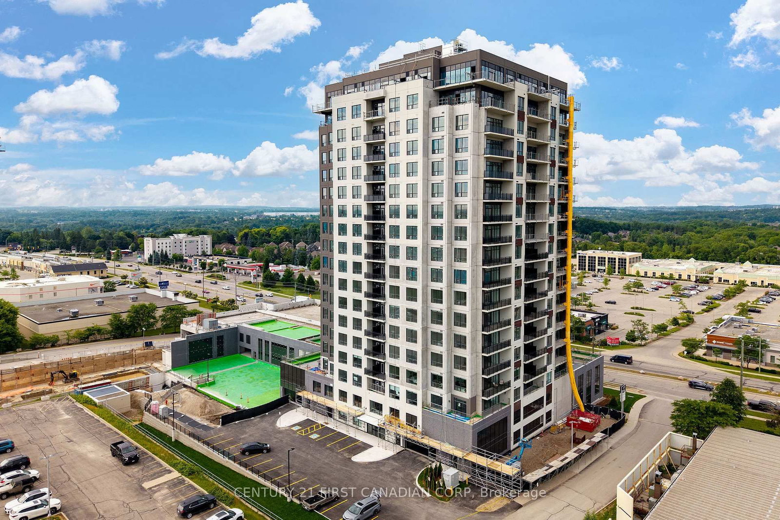 4286 E King Street, Unit 909